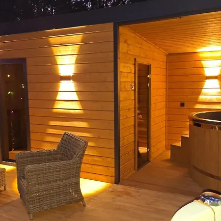 Panorama Apartment *